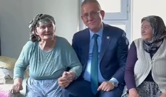 Ak Parti Kütahya Milletvekili Demir, Denizli'de vatandaşlarla buluştu