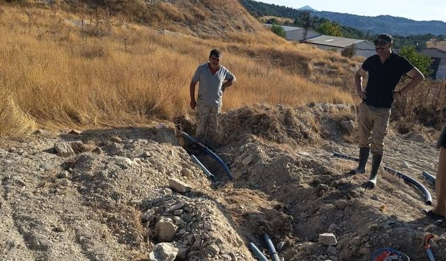 Şaphane'de altyapı ve ilaçlama çalışmaları devam ediyor