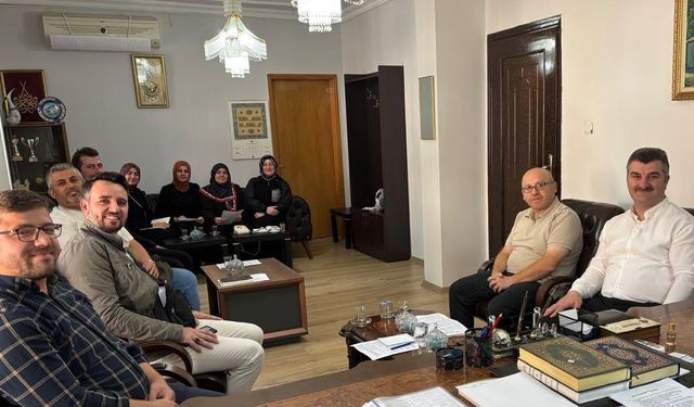 Tavşanlı Müftülüğü'nde gençlik hizmetleri masaya yatırıldı