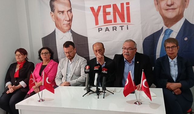 Yeni Partili Bülbül’den Kütahya’da, Ak Parti'ye geçen Başkanlara tepki: ''Milli irade gaspçıları bunlar''
