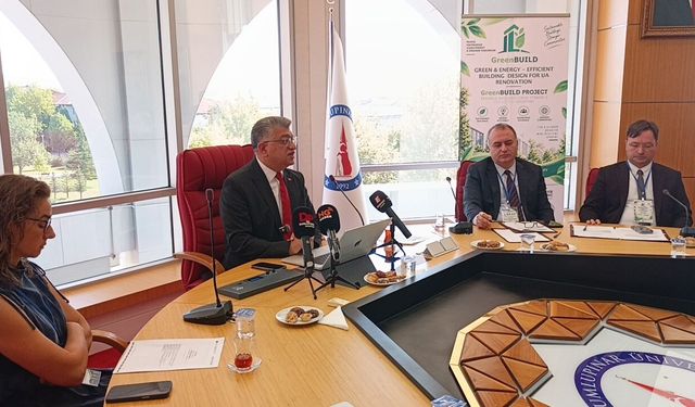 Rektör Kızıltoprak, DPÜ'nün dev projesini açıkladı: ''Karanlıkta Kalan İnsanlara Aydınlık Verme Fırsatı Elde Edeceğiz''