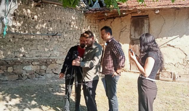 Kütahya’da Tiyatro Oyuncuları Bu Kez Kamera Karşısında! “Altı da Üstü de Beşkarış” İzleyiciyle Buluştu