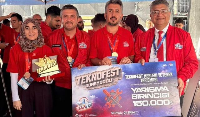 DPÜ'den TEKNOFEST'te dikkat çeken başarı: HİLAL takımı Türkiye birincisi oldu