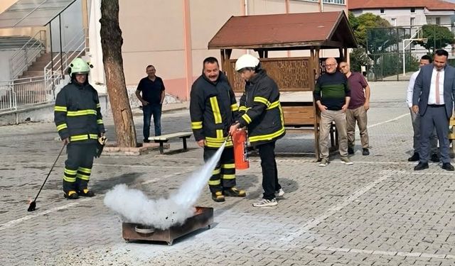 Hisarcık'ta öğrencilere Afet Farkındalık eğitimi verildi
