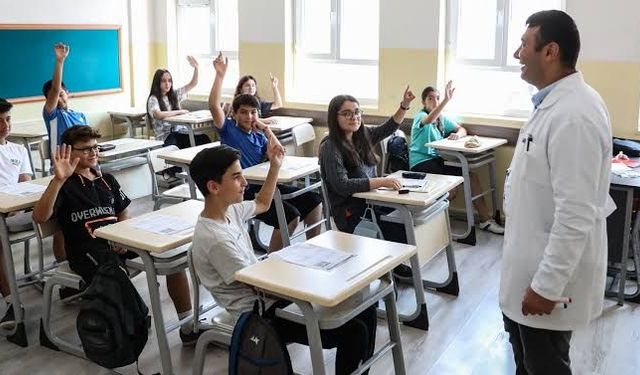 Ara tatil ne zaman? 2026-2027 MEB tatil takvimi belli oldu