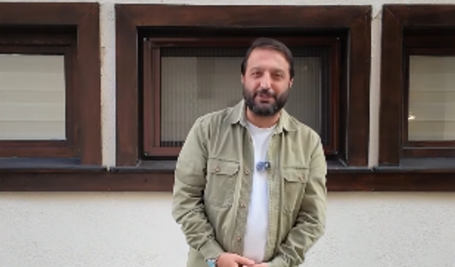 Oyuncu Bozdağ'dan Kütahya'da Şeref Han'a seçim desteği: ''Şeref abiye olabildiğince destek olun''