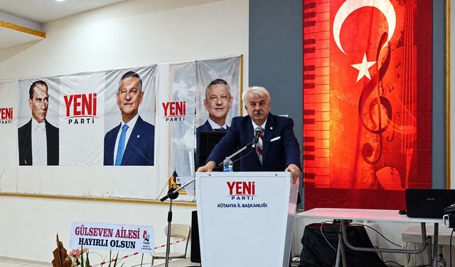 Kütahya’da Şeref Han’dan kongrede dikkat çeken çıkış: “Tamer bir milimetre eğilmez!”