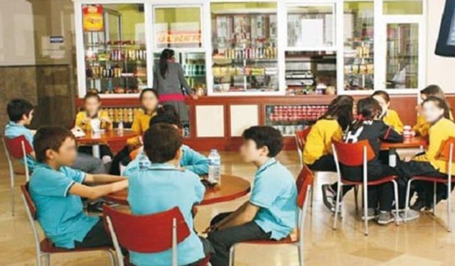 Kütahya’da okulda beslenme maliyeti cep yakıyor: “Bir öğün ücretsiz yemek” çağrısı