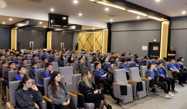 Kütahya OSB’de meslek lisesi öğrencilerine iş güvenliği eğitimi