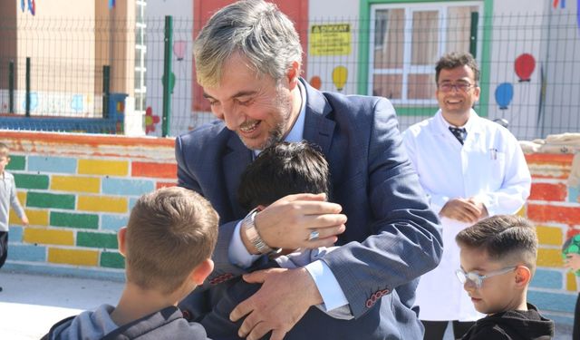 Kütahya İl Millî Eğitim Müdürü Mustafa Yılmaz’dan velilere: “Çocuklarınıza vakit ayırın”