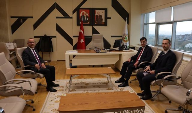 Başkan Kahveci'den, Orman Bölge Müdürü Karartı’ya hayırlı olsun ziyareti
