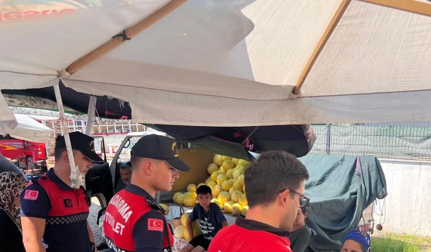 Pazarda Güvenlik Artıyor: Ürünler Tek Tek Kontrol Edildi