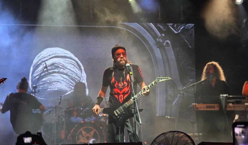 Milyonfest Didim’de Binlerce Kişi Rockla Buluştu