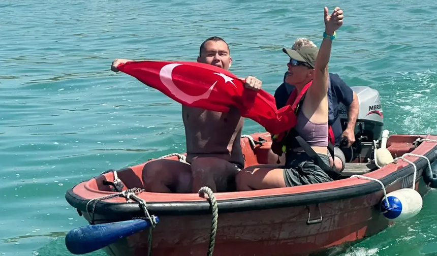 Otizmli yüzücü Tuna Tunca, Cebelitarık için gün sayıyor