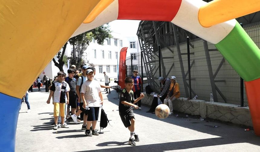 Kütahya’da Kur’an Kursu Öğrencilerine Spor Şenliği