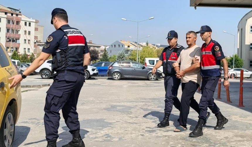 12 yıl hapis cezası olan şahıs alkol alırken yakalandı