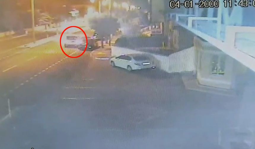 Feci kaza güvenlik kamerasında: Taksici kurtarılamadı