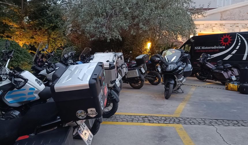 Motosiklet sevdasıyla Almanya’dan İzmir’e yolculuk