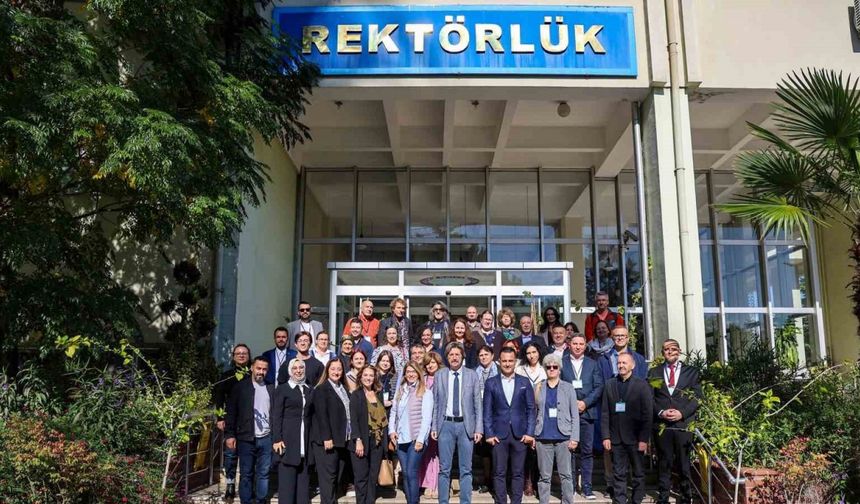 BÜÜ’de kültür ve akademi buluşması: Staff Week