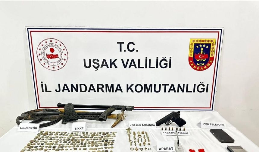 Uşak’ta tarihi eser operasyonu: Çok sayıda parça ele geçirildi