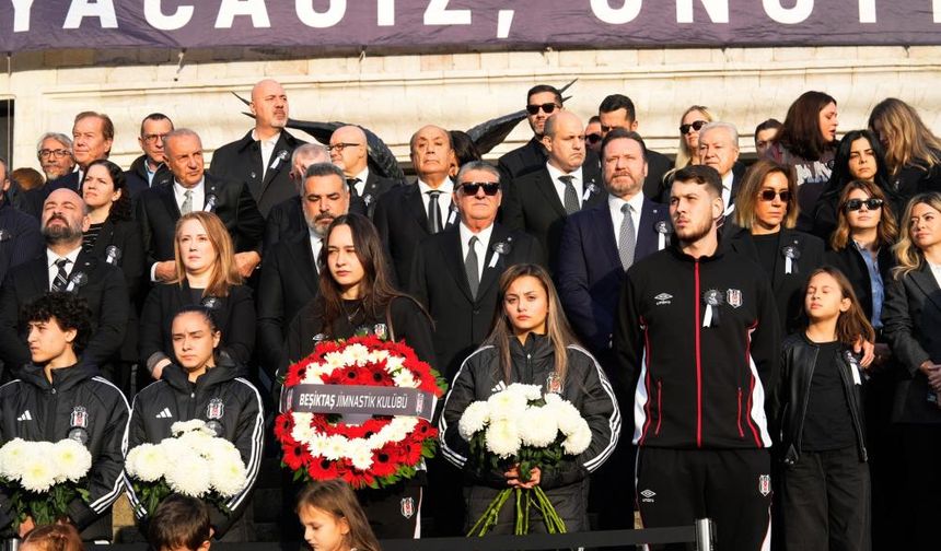 Beşiktaş, Ulu Önder Atatürk'ü andı