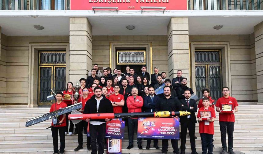Başarılarıyla Gururlandırdılar: TEKNOFEST Dereceleri Valilikte
