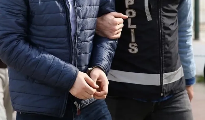 Antalya'dan kaçan kundaklama ve gasp şüphelisi Kütahya'da yakayı ele verdi