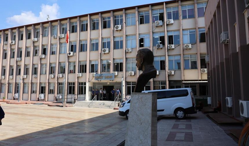 Eğlence mekanı önünde kavgada kan döküldü