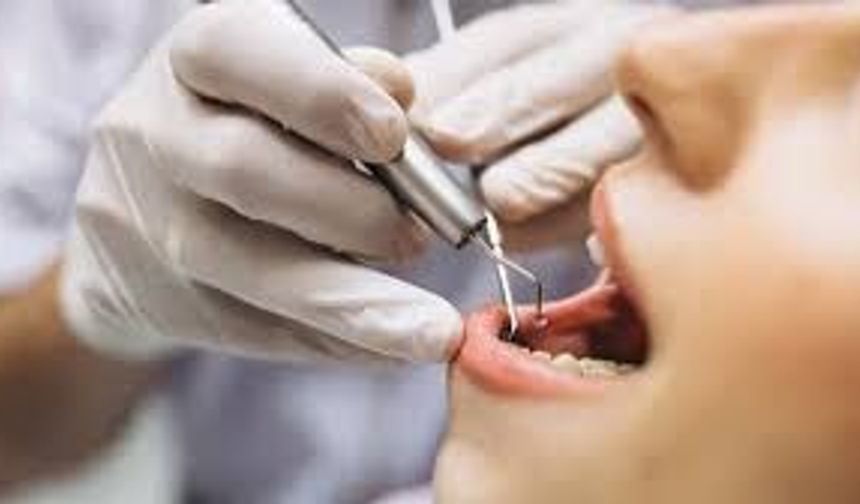 Emekliye ve Vatandaşa Müjde! MHP’den Kritik Teklif: İmplant Tedavisi SGK Kapsamına Alınsın!