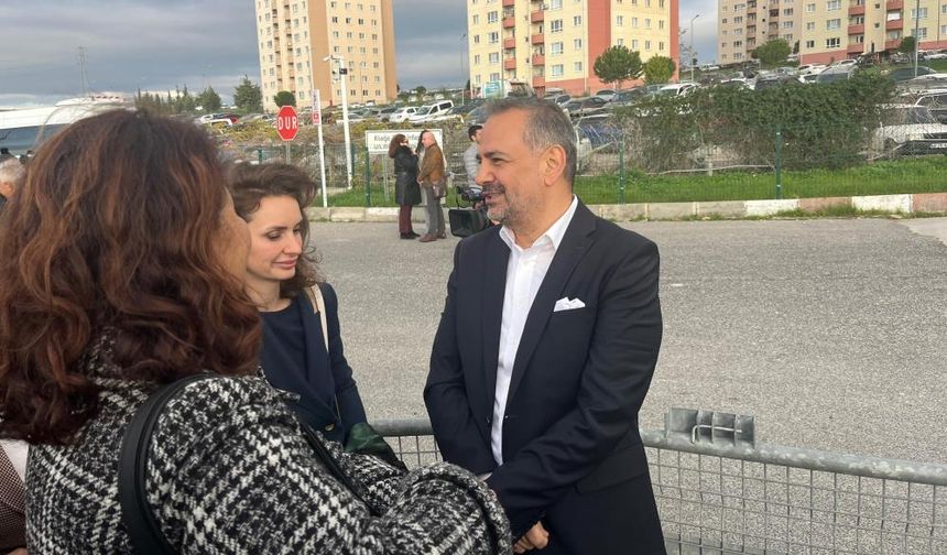 Eski CHP İzmir İl Başkanı gözaltına alındı