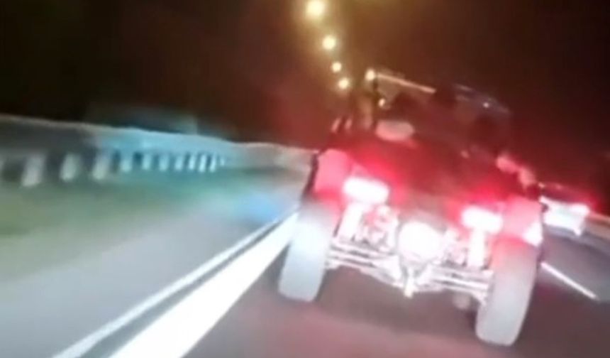 Trafiği tehlikeli manevralarla birbirine kattı