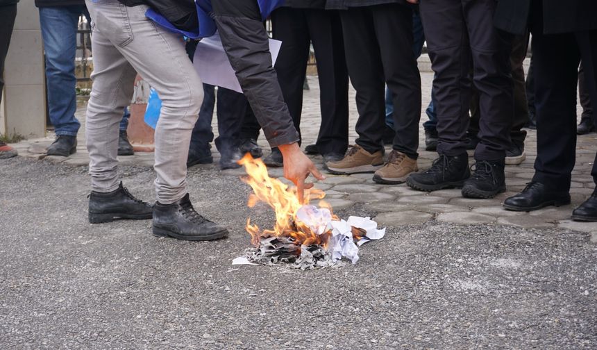 Kütahya'da Memur ve Emekliler İsyanda: “Bu Maaşlarla Yaşanmaz!”