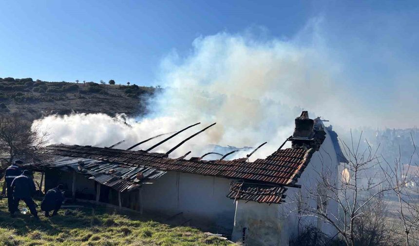 Alevler Evi Sardı: Acı Bilanço 1 Ölü