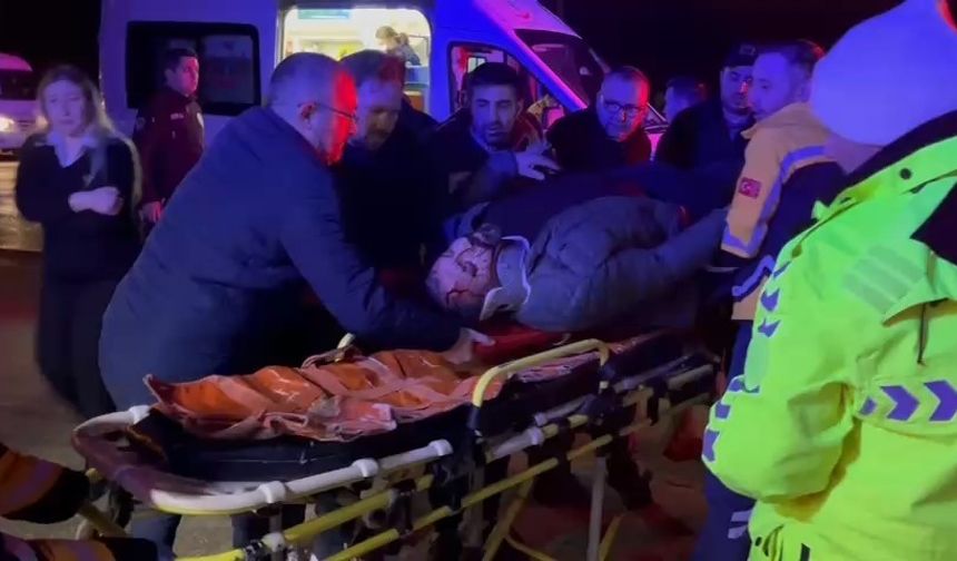 Bursa'da trafik kazasında can pazarı: 4 yaralı