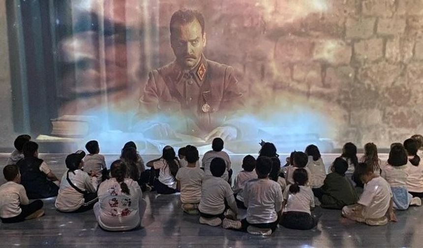 Dumlupınar Diorama Müzesi Ziyaretçi Akınına Uğruyor