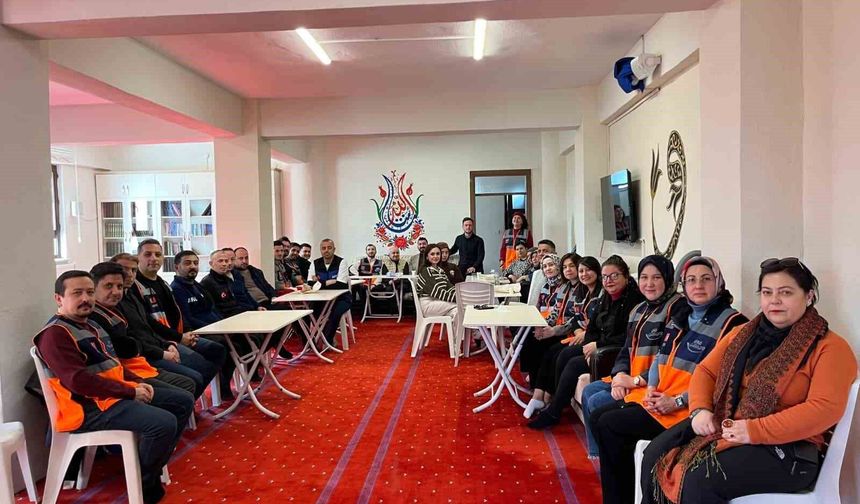 Gediz'de Afet Eğitimleriyle Bilinçlendirme Hamlesi