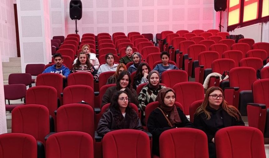 İŞKUR’dan Emet MYO öğrencilerine kariyer desteği