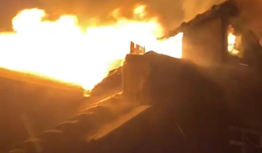 İtfaiye Seferber Oldu: Gönen’de Ev Yangını