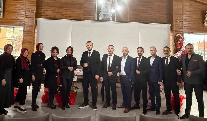 Kütahya Tavşanlı Berberler ve Kuaförler Odası’nda İstikrar