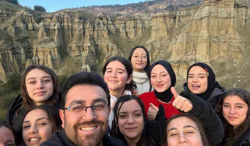 Kütahya’da Gençlerden Doğada Unutulmaz Keşif Macerası