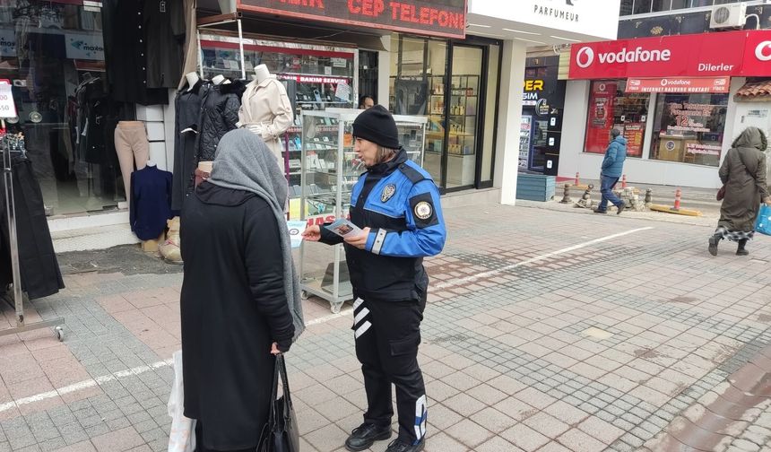 Kütahya’da pazarlarda dolandırıcılık alarmı: Polis sahaya indi