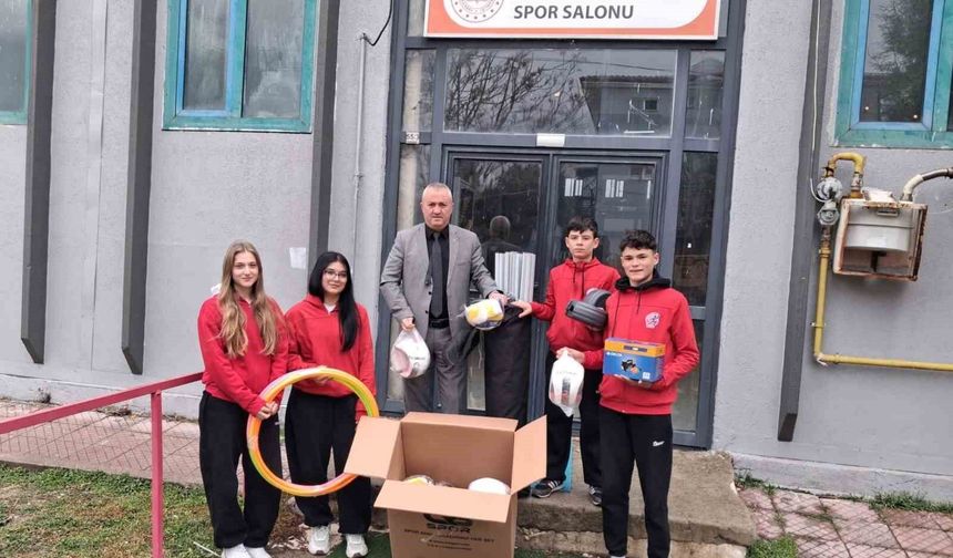 Kütahya’da dayanışma büyüyor: Okullara kapsamlı yardım