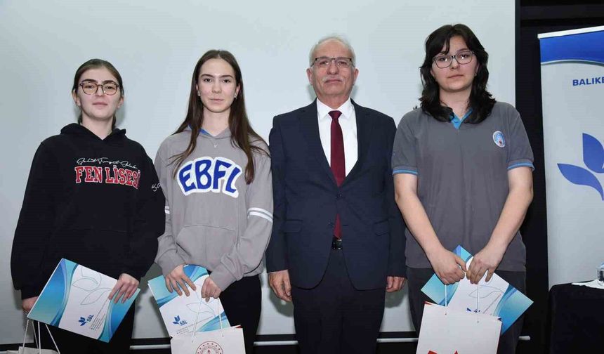 Türk Kültürünün İzleri Balıkesir’de Sahnelendi