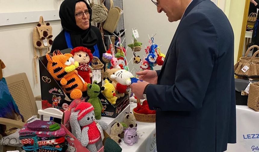 Kütahya’da El Sanatları ve Yöresel Lezzetler İlgi Görüyor