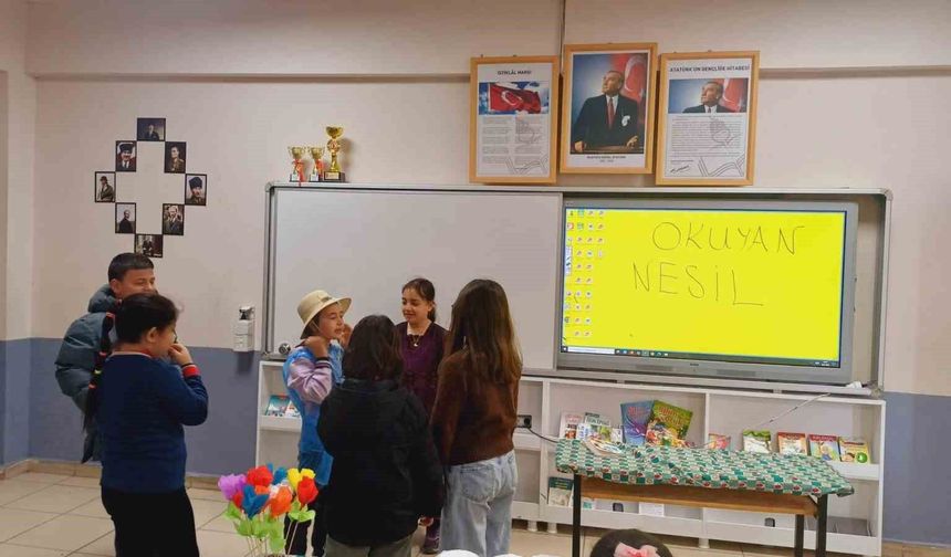 Altıntaş’ta kitap okuma etkinliği drama ile renklendi