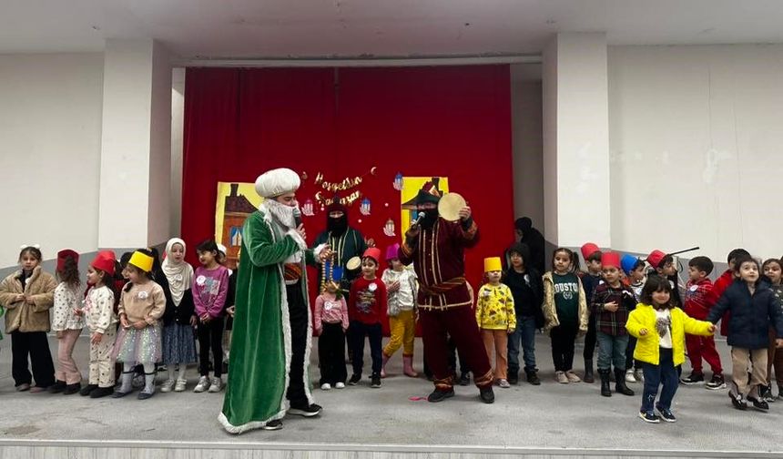 Çavdarhisar’da Hacivat, Karagöz ve Nasreddin Hoca buluşması