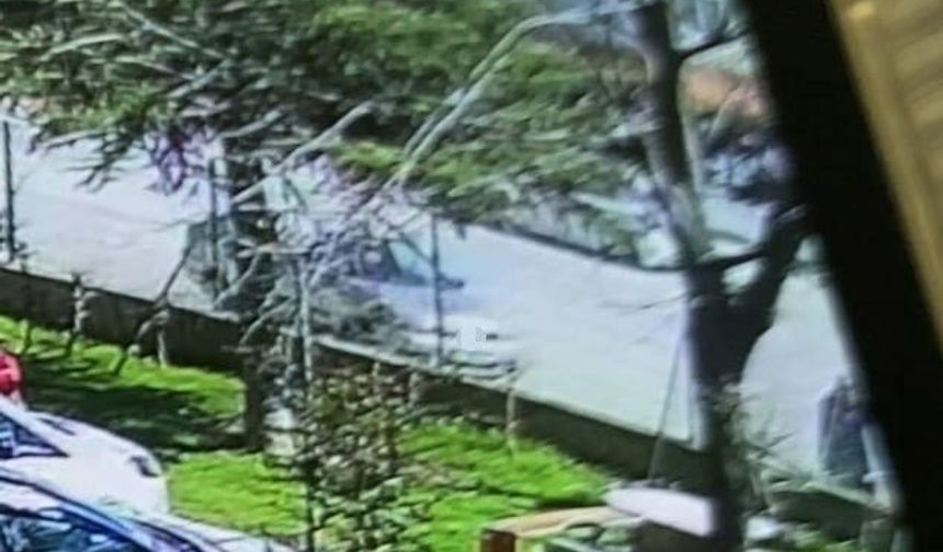 El freni çekilmeyen otomobil faciaya sebep oldu: 1 ölü, 2 ağır yaralı