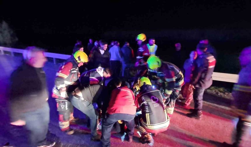 Kontrolden çıkan otomobil şarampole uçtu: 1 ölü, 5 yaralı