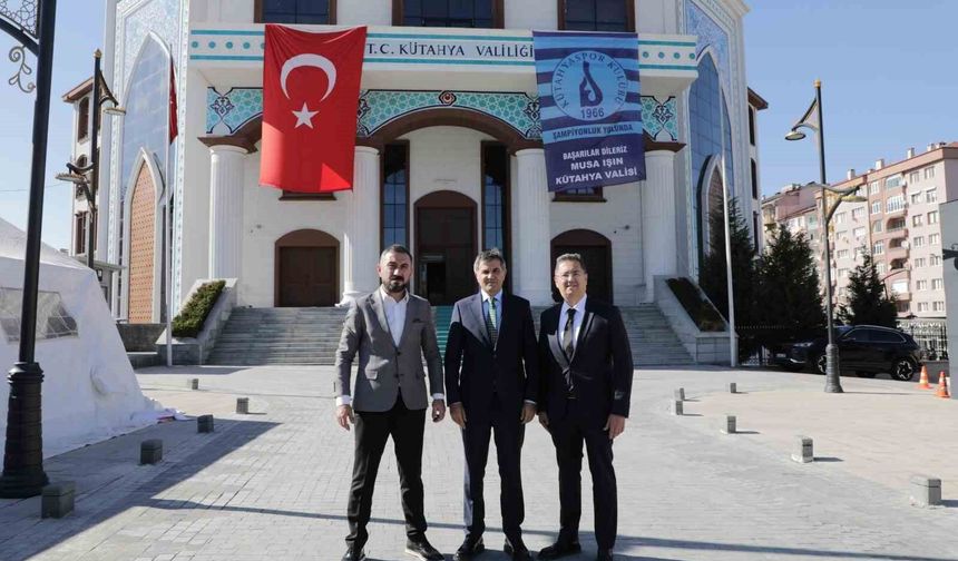 Kütahyaspor’un şampiyonluk çağrısına Vali Işın’dan destek