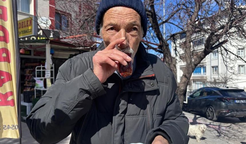 34 yıldır su içemeyen yaşlı adam doktorlardan yardım bekliyor